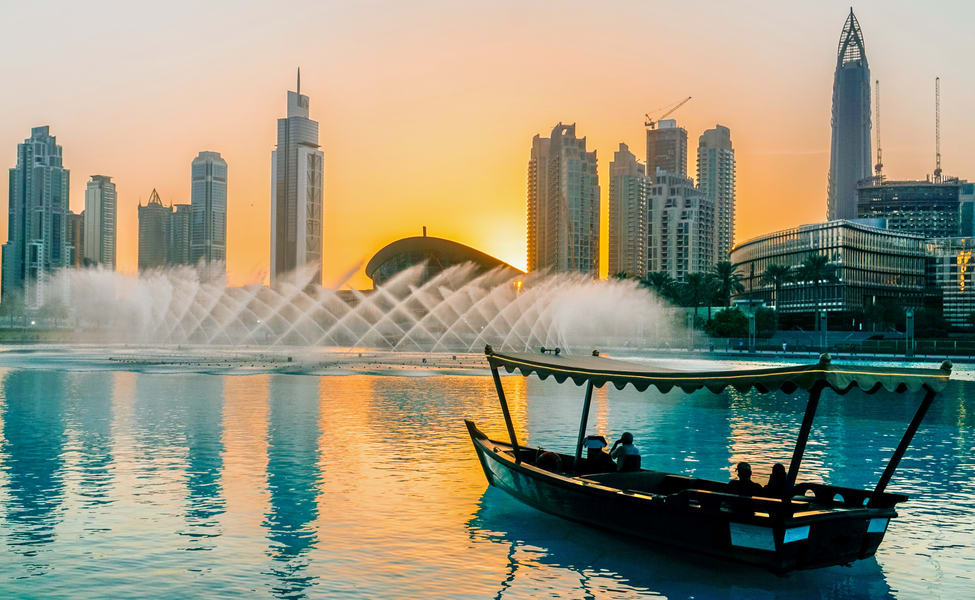Dubai Fountain – Explore Dubai with Almaraya Rent A Car