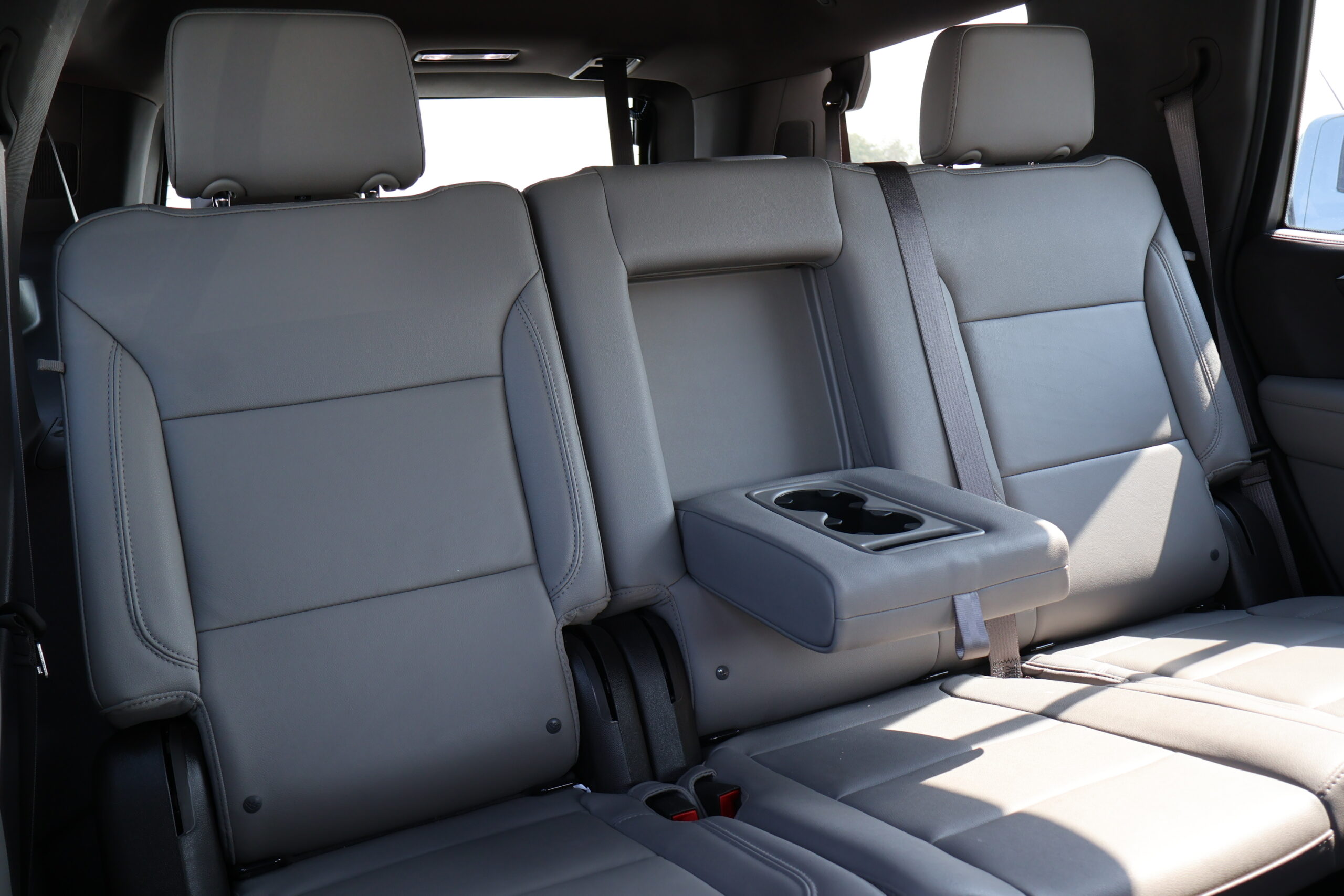 Chevy Tahoe car rental dubai