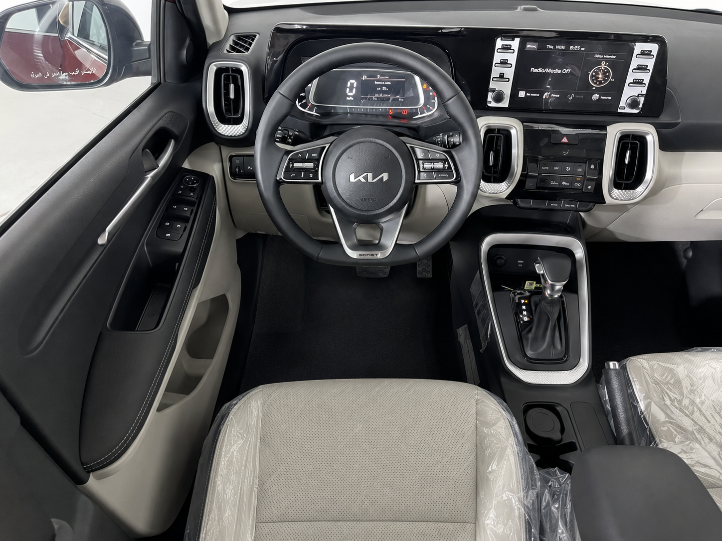 Kia Sonet 2023 rent dubai