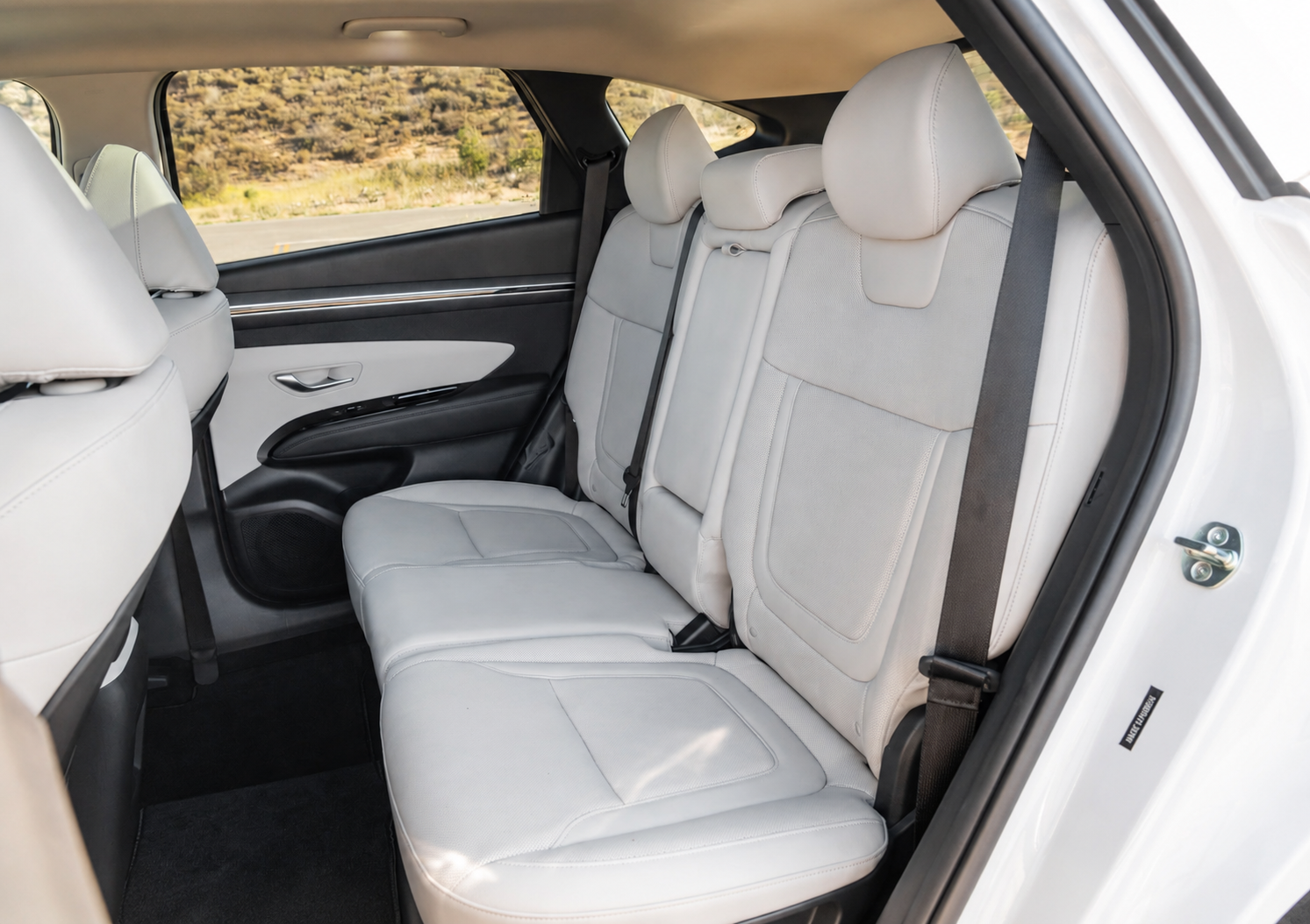 hyundai tucson 2023 rent dubai